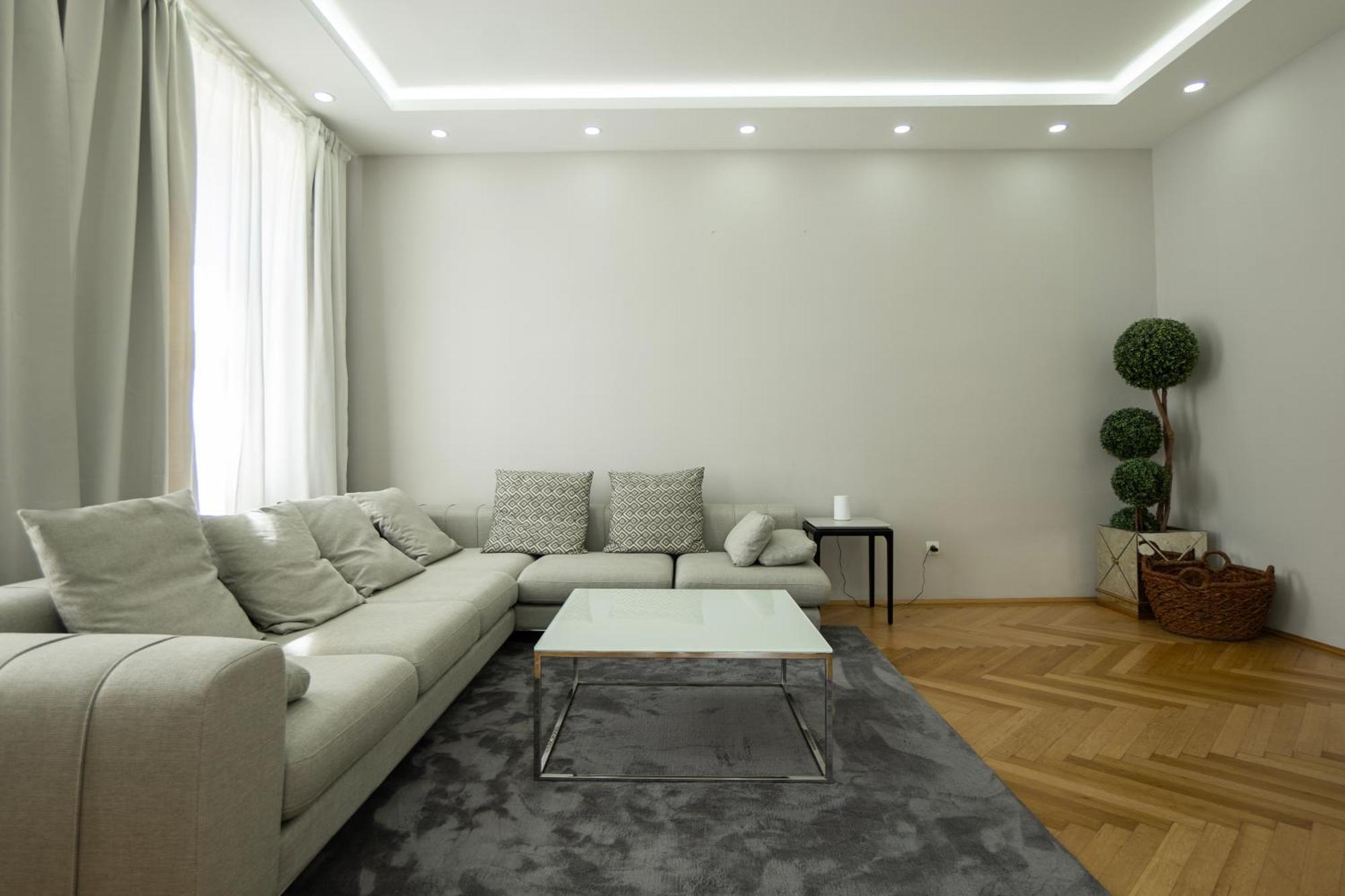 Charming 2-Room Apartment With Balcony, 15 Min To Center Vienna Luaran gambar