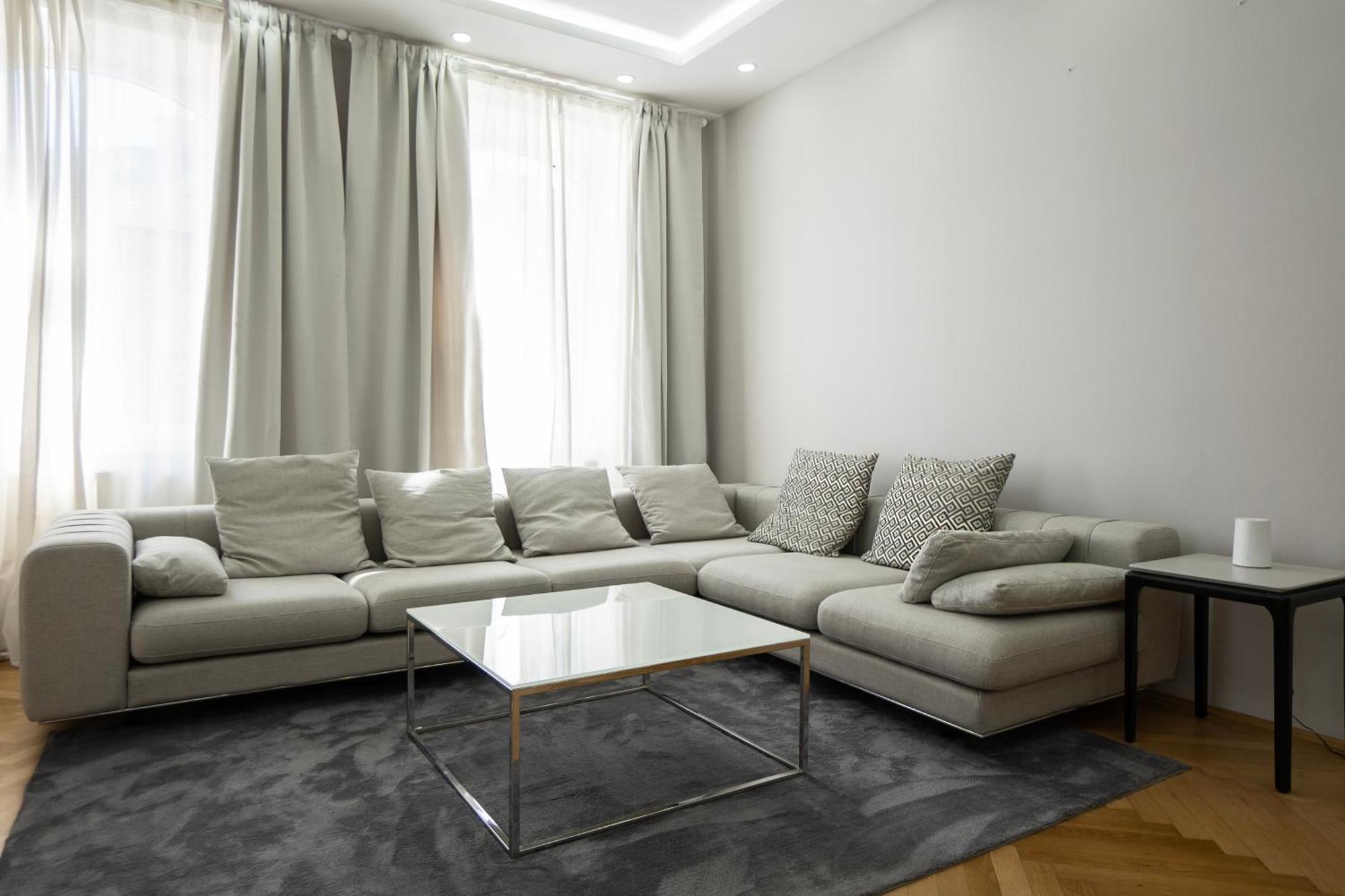Charming 2-Room Apartment With Balcony, 15 Min To Center Vienna Luaran gambar